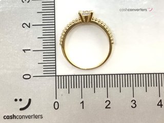 anillo oro 18k con piedra con circonita