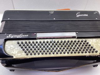 acordeon guerrini super luxe