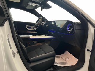 MERCEDES CLASE CLA 180 CON TECNOLOGIA HIBRIDA
