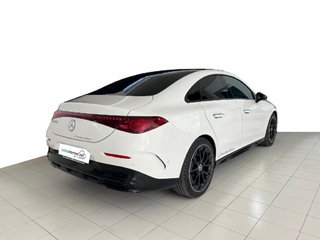 MERCEDES CLASE CLA 180 CON TECNOLOGIA HIBRIDA