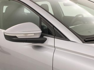 AUDI Q4 E-TRON AUDI Q4 ADVANCED 40 E-TRON 150,00 KW 59,0 KWH