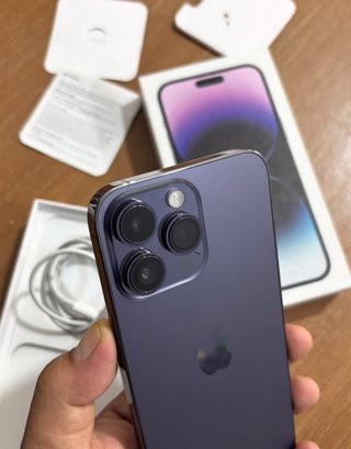 iPhone 14 Pro Max Morado