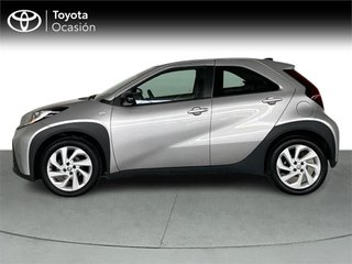TOYOTA Aygo X Cross Play