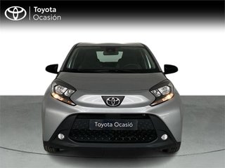 TOYOTA Aygo X Cross Play