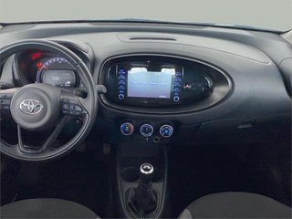 TOYOTA Aygo X Cross Play