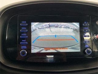 TOYOTA Aygo X Cross Play