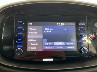TOYOTA Aygo X Cross Play