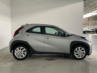 TOYOTA Aygo X Cross Play