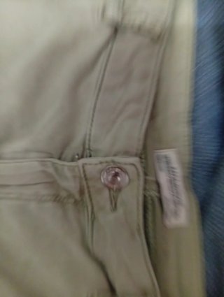 Pantalones pitillo Zara estilo motero beige