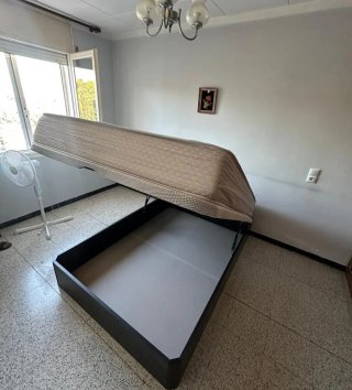 Letto a scomparsa in legno nuovo