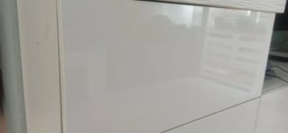 Mueble de Ikea,blanco ,vidrio y madera