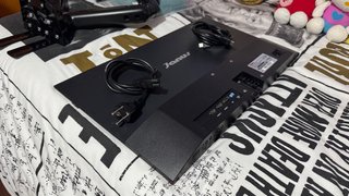 Pantalla Janus 24” 1080p 144Hz Freesync