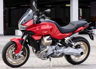 Moto Guzzi V100 Mandello Roja