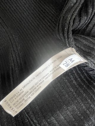 Uterqüe Chaleco Negro Hombros Descubiertos