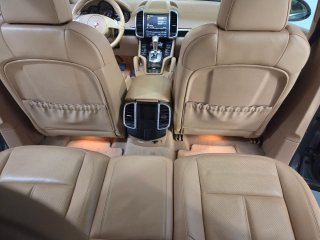 Porsche Cayenne 2012