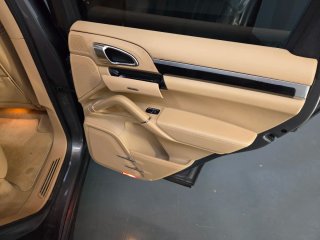 Porsche Cayenne 2012