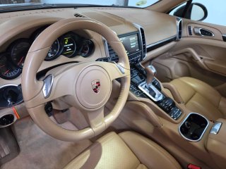 Porsche Cayenne 2012