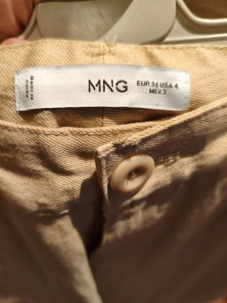 Pantalón fluido Mango beige