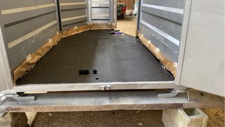 Remolque Van para caballos