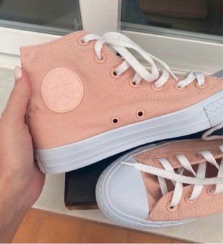Converse rosas altas