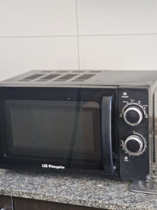 Microondas Orbegozo Negro