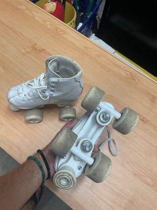 Patines blancos para niña