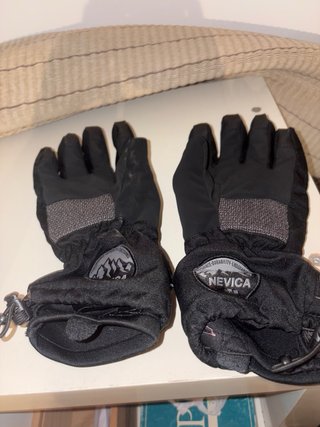 Botas de esquí Salomon rojas 38, guantes de regalo