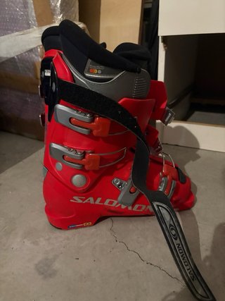 Botas de esquí Salomon rojas 38, guantes de regalo