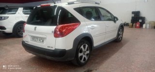 Peugeot 207 2011