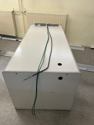 Mesas con soporte PC y electrificadas