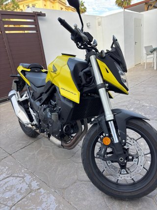 Honda Hornet 750