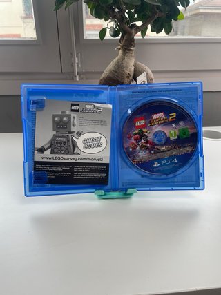 LEGO Marvel Super Heroes 2 PS4 Juego Físico
