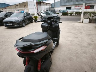 Piaggio MP3 400cc Scooter Negro
