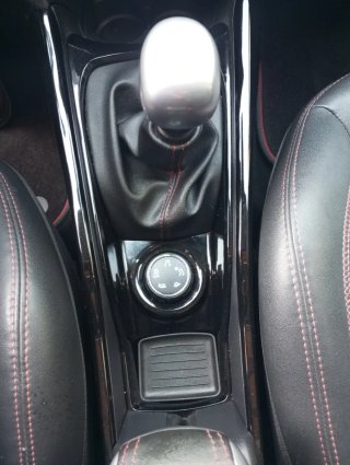 Peugeot 2008 2016