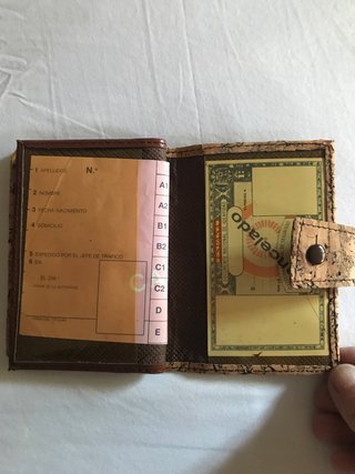 Monedero de corcho vintage