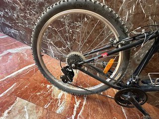 Bicicleta de montaña BTWIN casi nueva
