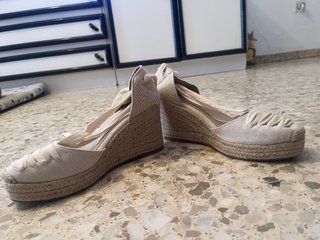 Cuñas esparto marfil con cordones