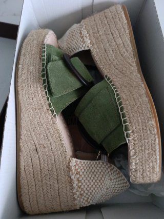 Sandalias Macarena Mujer Verde oliva y beige