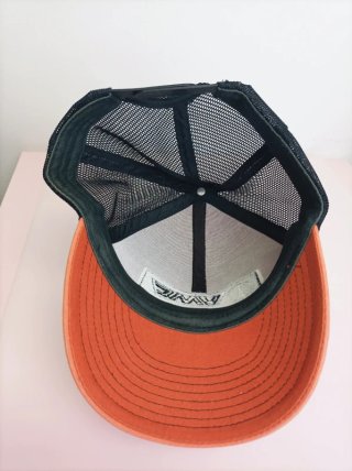 Gorra VMC Trucker Naranja Negra Pesca Vintage
