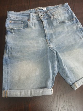 Pantalón corto vaquero ZARA chico Talla M