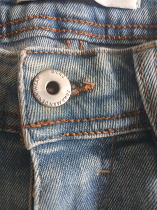 Pantalón corto vaquero ZARA chico Talla M