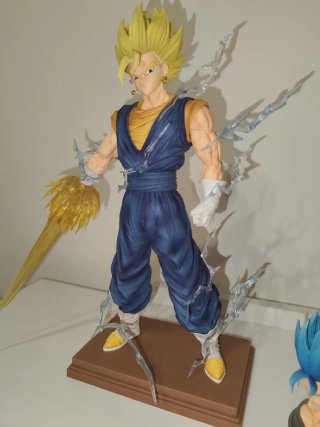 Figure Vegito Dragon Ball