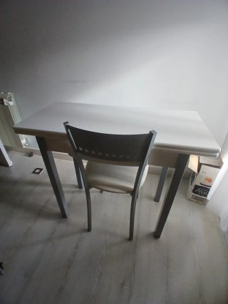 Mesa de cocina abatible con alas