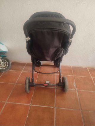 Carro de paseo verde