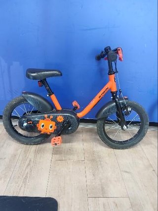 Btwin Robot 500