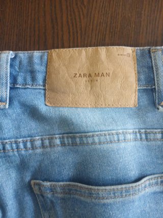 Pantalón corto vaquero Zara