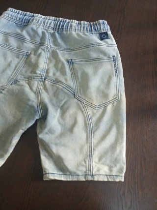 Pantalón corto vaquero hombre