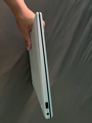 Portátil HP 14-ep0066ns Plata