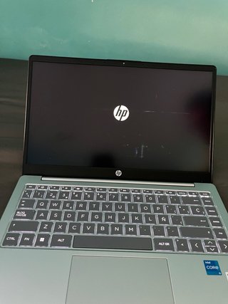 Portátil HP 14-ep0066ns Plata