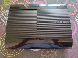 PS3 Super Slim 500 GB